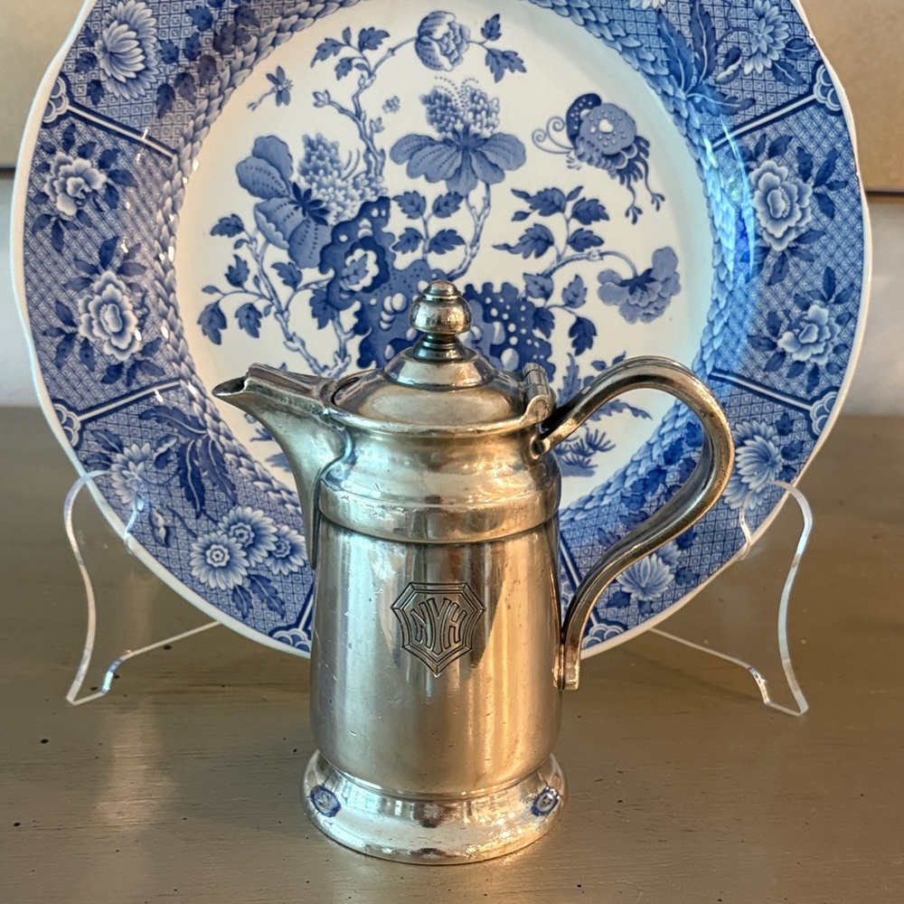 Reed & Barton Antique Silver Hot Water Pot - Picture 1 of 3